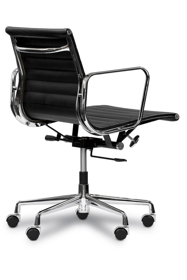 Eames replica classic Leather boardroom-meeting chair-Chrome frame-