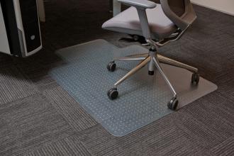 Clear PVC chair mat - Keyhole shape